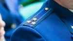 По иску прокурора Альменевского района суд взыскал с матери несовершеннолетнего пособия, которые она получала, не проживая с ребенком